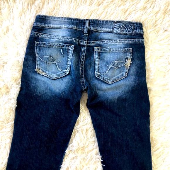 Silver Brand Tuesday Crop Jeans, Size: 27, EUC! - Picture 7 of 10